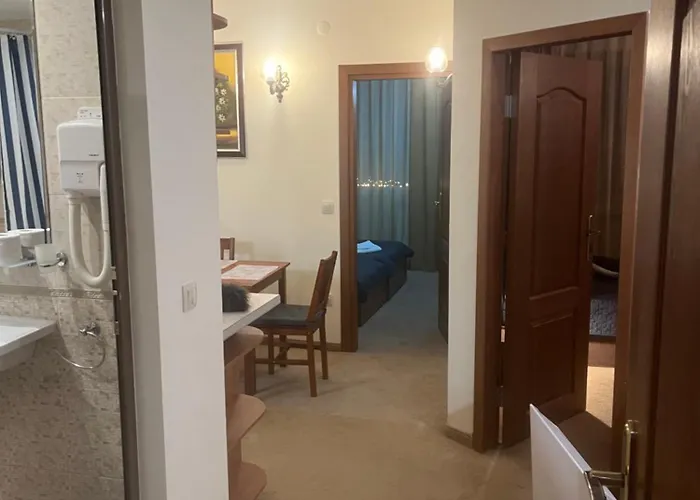 Simonen Near The Gondola Банско