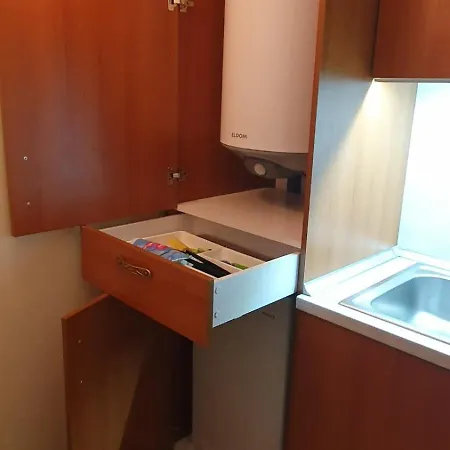 Simonen Near The Gondola Apartman