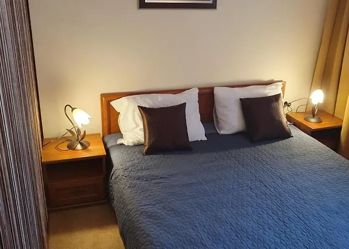 Simonen Near The Gondola * Банско